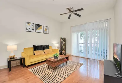 Old Spanish Trail Apartment