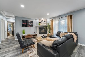 Lombard Luxe: Spacious