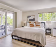 Cowper Street Apartment