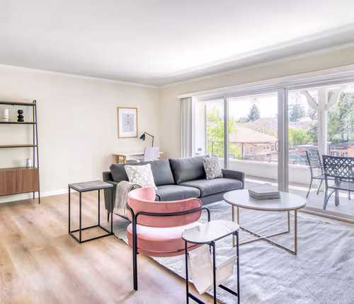 Cowper Street Apartment