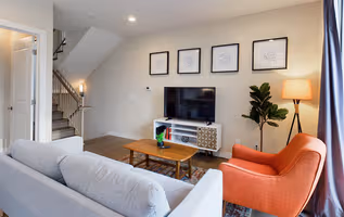 Curtner Ave Apartment