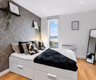 Apartment 801, Eastbank Tower