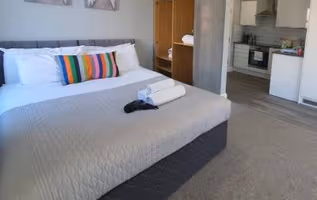 Flat 2, Sittingbourne Road