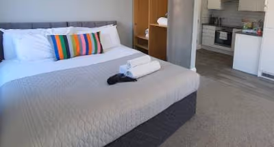 Flat 2, Sittingbourne Road