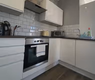 Flat 2, Sittingbourne Road