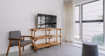 Alameda Joaquim Eugênio De Lima Apartment