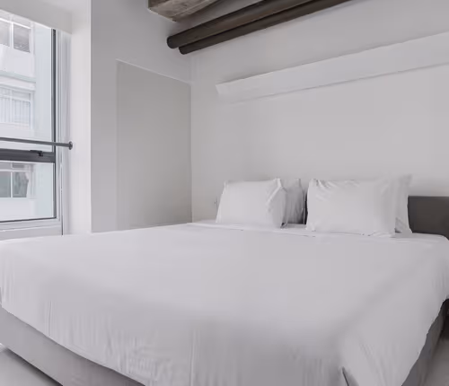 Alameda Joaquim Eugênio De Lima Apartment