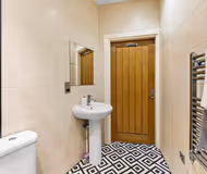 Apartment 11, Westgate Lofts