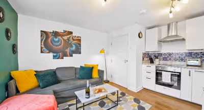 Living room at 2nd Floor Flat, 272 North Road West