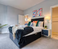 11 Thyra Grove