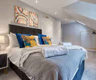 11 Thyra Grove