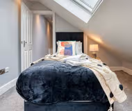 11 Thyra Grove