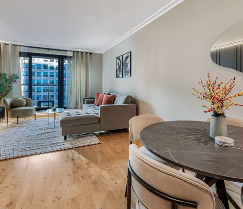 Living room at Discovery Dock East at Canary Wharf by MySquare