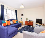 APT 5, Markeden Court
