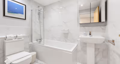 2-bed apartment with parking near Canary Wharf!