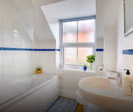 Inviting and Cosy 3 Bed Home | Free Wi-Fi