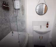 Beautiful and Cosy Home | Free Parking & Wi-Fi