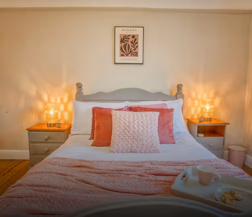 Beautiful and Cosy Home | Free Parking & Wi-Fi