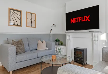 Spacious and Bright Home | Perfect for Contractors