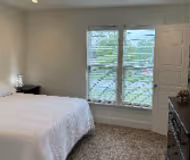 One bedroom apartment at SW 6th Street Apartment