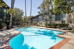 Green Valley Circle Apartment