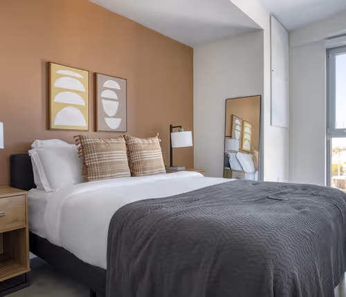 Overland Ave Apartment