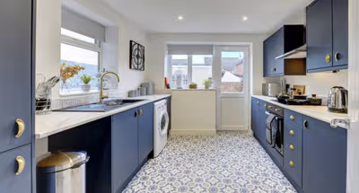 Fully equipped kitchen at 101 Melrose Street