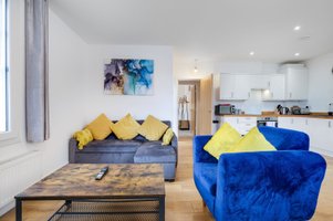 Eastons 2 Bedroom Apartment with Sofa Bed