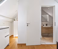 Rue des Roses Service Apartments