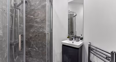 The Penthouse, Crescent Road by Mia Partners