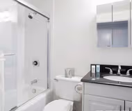 West 51st St Serviced Apartment