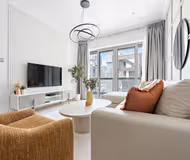 Downtown- 8 Boulevard Walk