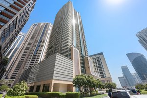 Downtown- 8 Boulevard Walk