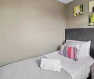 Caernarfon Drive by Mia Partners