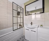 Caernarfon Drive by Mia Partners