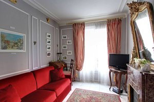 Montmartre One-bedroom Apartment, 18th Arr.