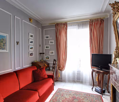 Montmartre One-bedroom Apartment, 18th Arr.