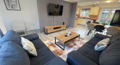 Kingsash Drive, Hayes House