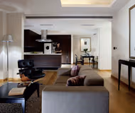 Mayur Vihar Serviced Apartment New Delhi