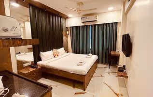 Santacruz Highway Apartment