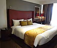 Luxurious Accommodation in Juhu, Mumbai