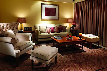Luxurious Accommodation in Juhu, Mumbai