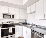 Centinela Ave Apartment