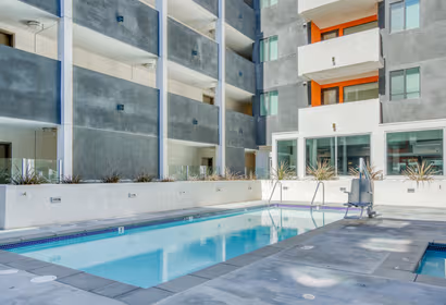 Centinela Ave Apartment