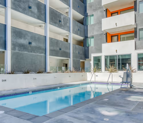 Centinela Ave Apartment