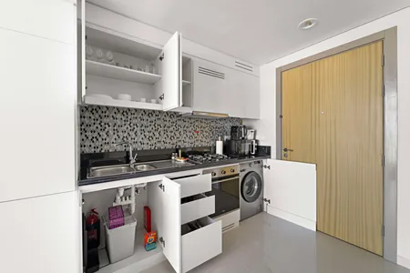 Business Bay- Aykon City 2