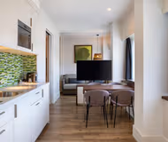 Arent Janszoon Serviced Apartment