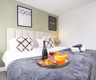 4 Bedroom House - Central MK - Free Parking, Garden and Smart TVs with Netflix by Yoko Property