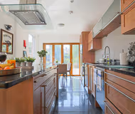 Central House Shetland Way