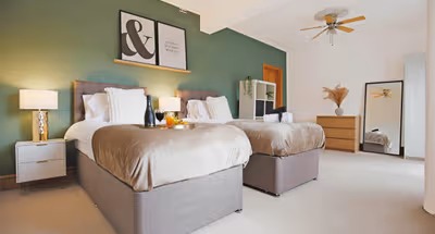 Central House with Free Parking, Super-Fast Wifi, Garden, Balcony, and Smart TV with Virgin TV and Netflix by Yoko Property